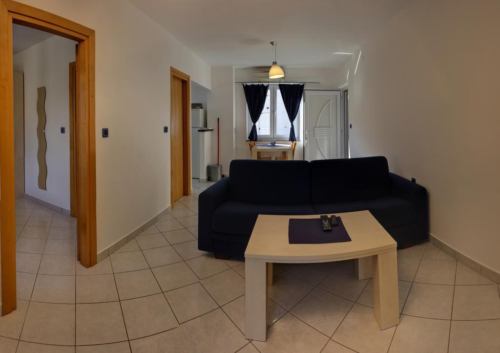 Vis A Vis Apartments Башка Номер фото
