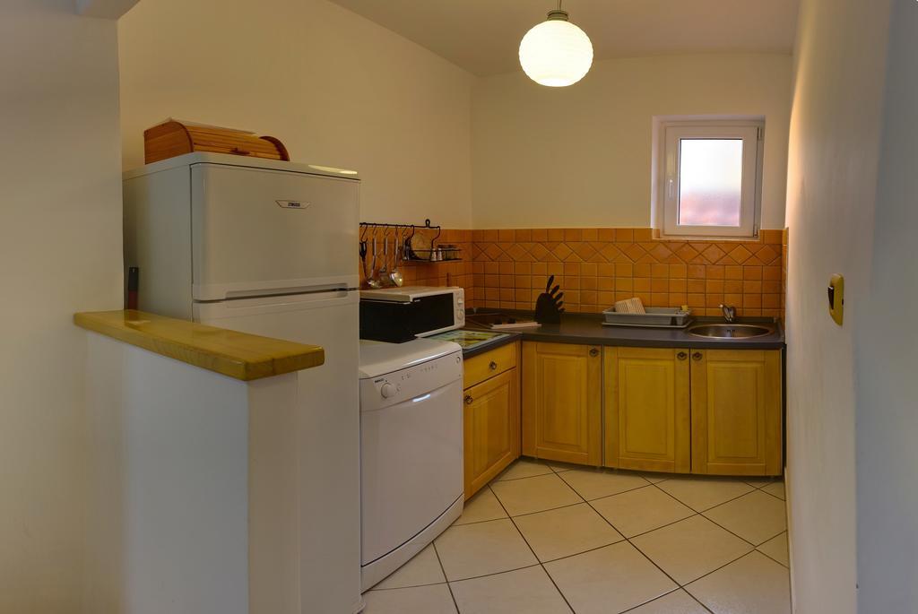 Vis A Vis Apartments Башка Номер фото
